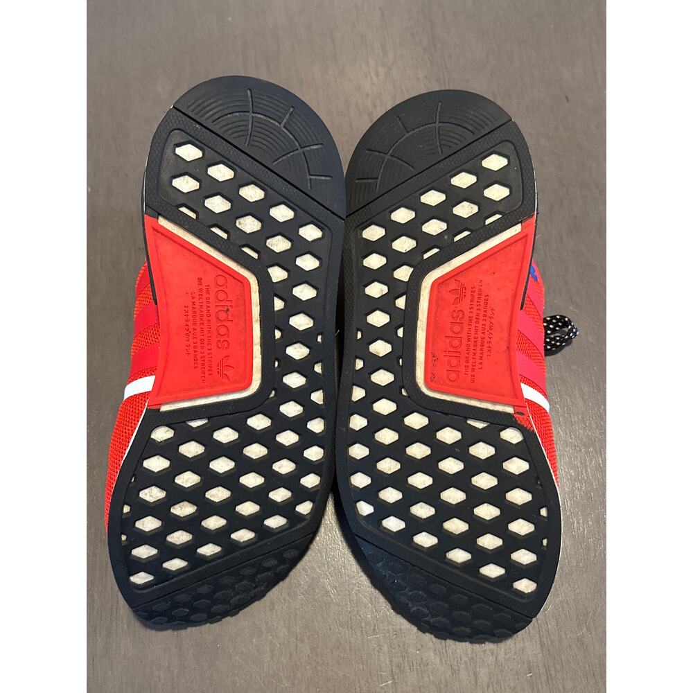 Adidas NMD R1 FV5330 Shoes Transmission Pack Red Blue Black Boys Size 5 1/2 - Picture 6 of 7